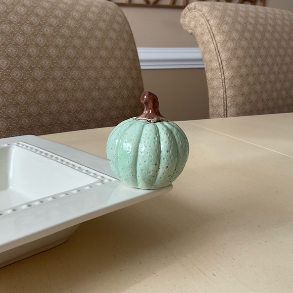 Mint Green Autumn Gourd Pumpkin Platter Decoration - Round - Picture 2 of 6